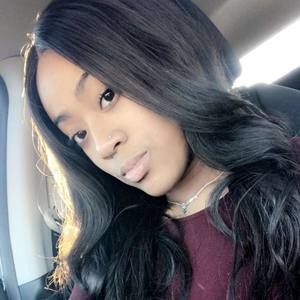 Meet your Posher, Erica